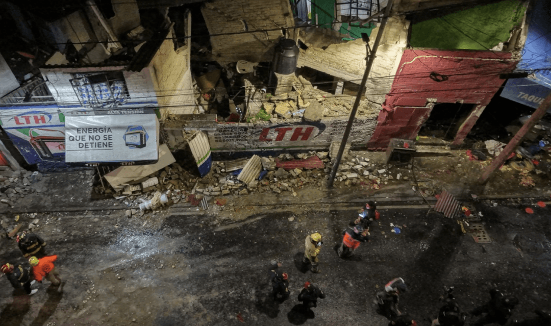 VIDEO: Explosión en Álvaro Obregón deja 2 muertos y 14 lesionados