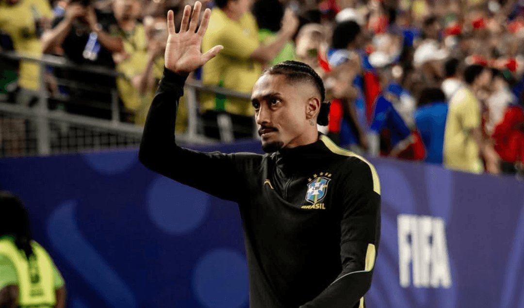 Raphinha es el nuevo 10 de la Selección de Brasil