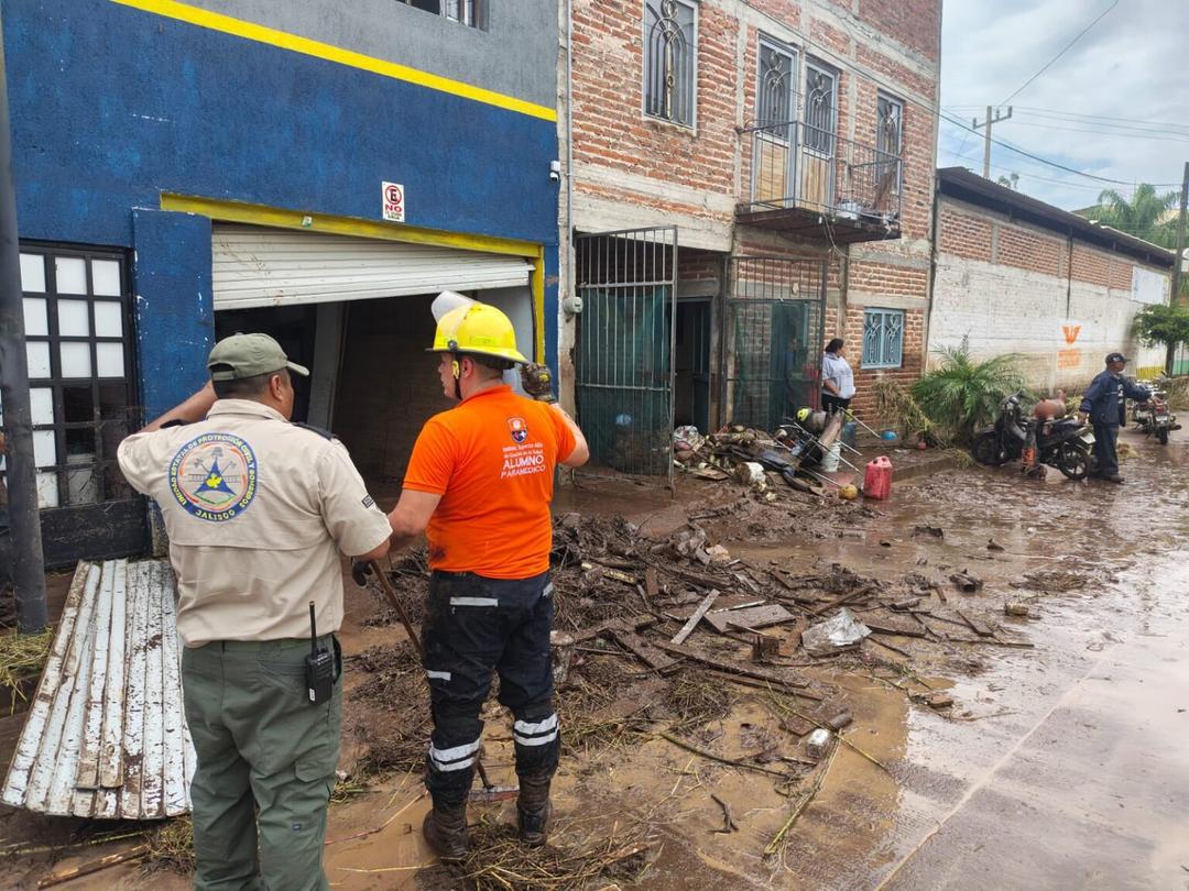 Zapotlanejo: Continúa la atención a familias y negocios afectados por lluvias