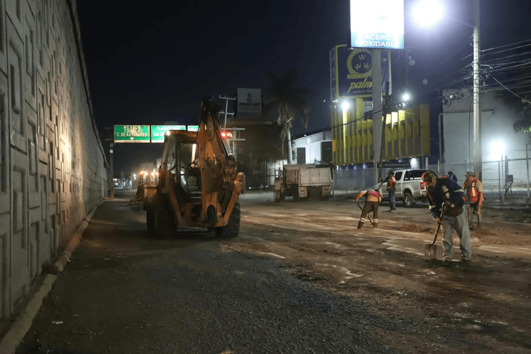 Tlaquepaque rehabilita tramo de Lázaro Cárdenas; había baches de 40 cm