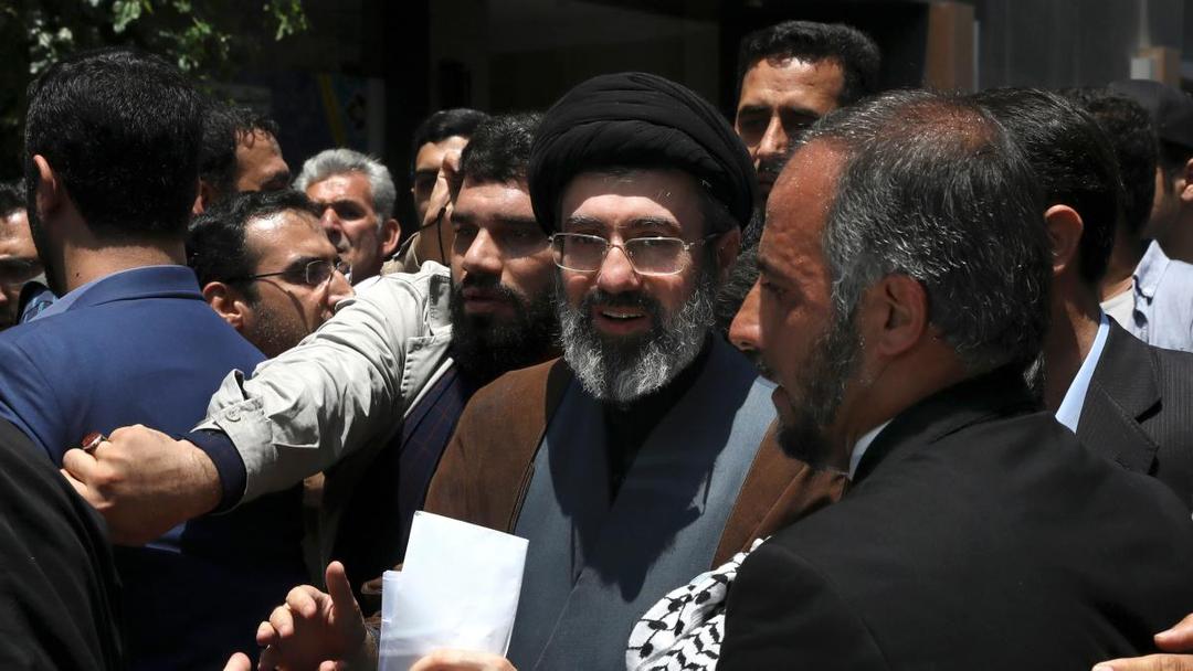Líder supremo de Irán afirma que “expulsará” a EU de Medio Oriente