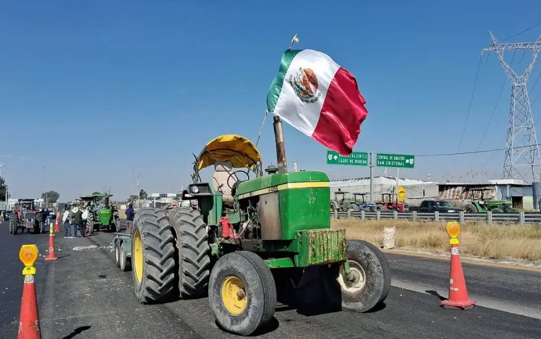 Bloqueos carreteros en Jalisco: Maiceros preparan manifestaciones en accesos