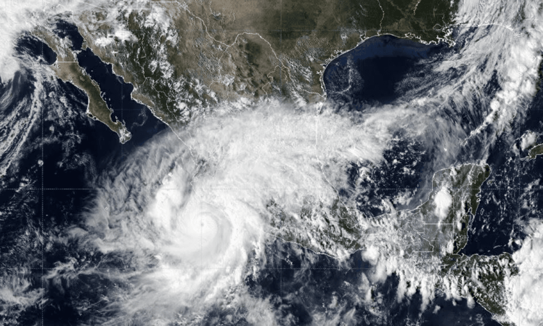 Huracán Simón: Suspenden actividades no esenciales en estos estados