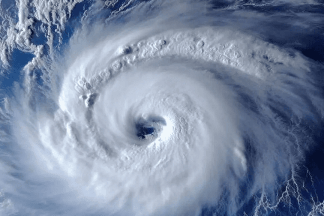 Rachel se aleja de México, pero mantiene lluvias en varios estados