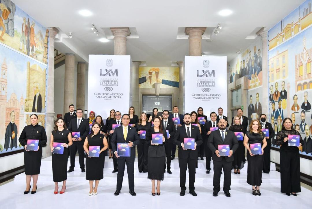 Tere Jiménez entrega su Cuarto Informe de Gobierno al Congreso del Estado
